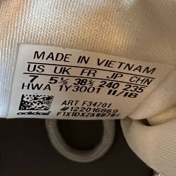 Adidas white sneakers 7 - Picture 4 of 5